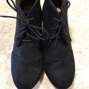Black ankle booties